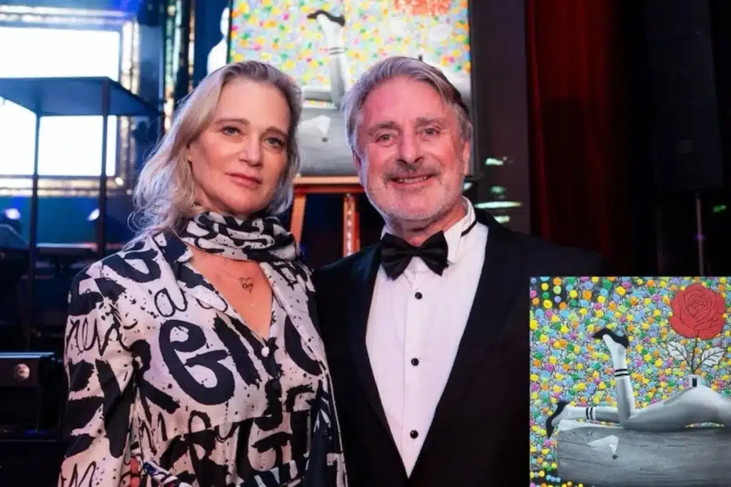 Prinses Delphine van België met fotograaf Henk Van Cauwenbergh in het Grand Casino van Knokke. 