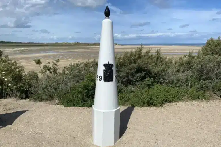 Neos Knokke-Heist ontrafselt de fascinerende geschiedenis van de Belgisch-Nederlandse grens